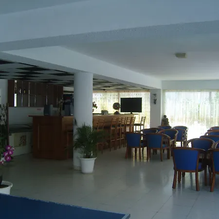 Western Larco 4* Larnaca