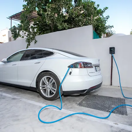 Western Larco Hotel 4*