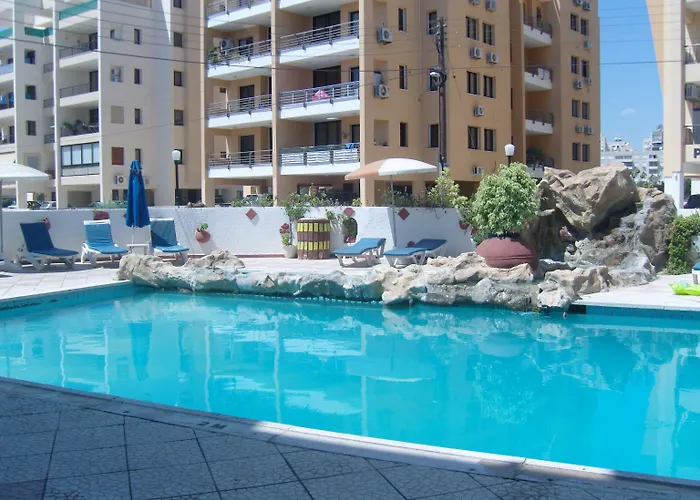 拉尔科酒店 拉纳卡