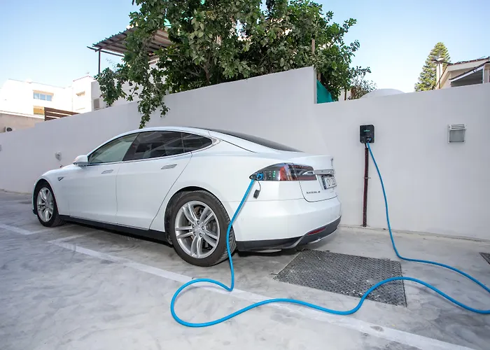 Western Larco Hotel 4*