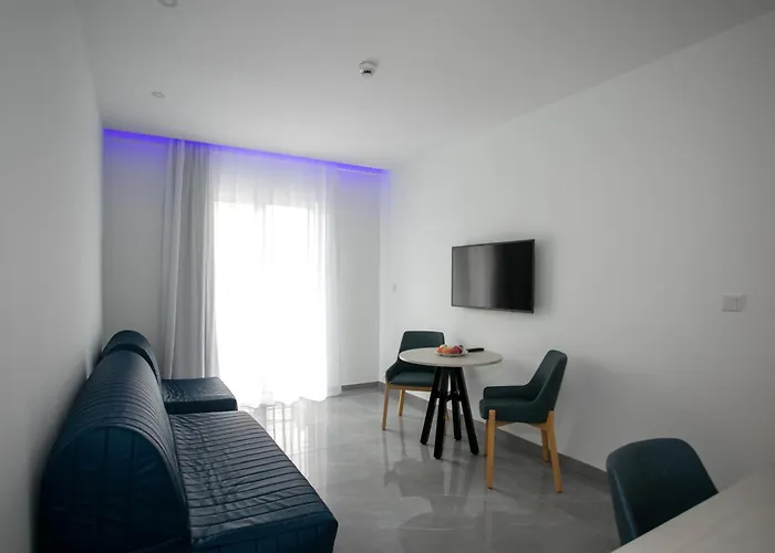 Western Larco Hotel 4*