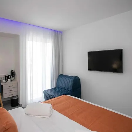 Western Larco 4* Ларнака