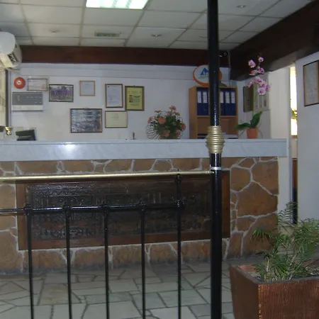 Western Larco Отель 4*