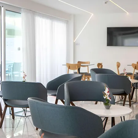 Western Larco Отель 4*